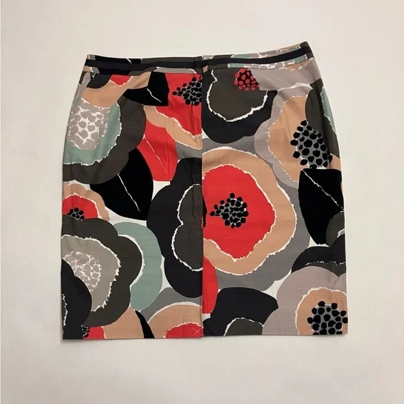 BODEN floral skirt - Picture 3 of 5